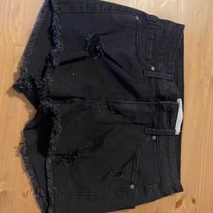 Black tilly’s shorts